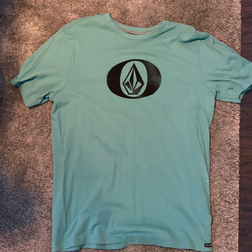 VOLCOM short-sleeve tshirt